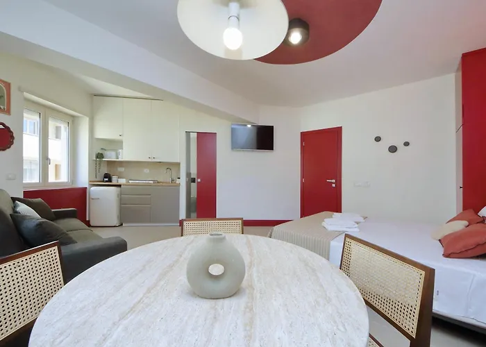 Big Mama S Apartment